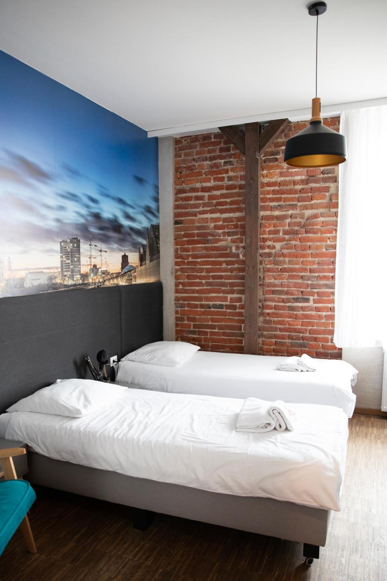 Adler Bed&Breakfast Apartamento Łódź Exterior foto